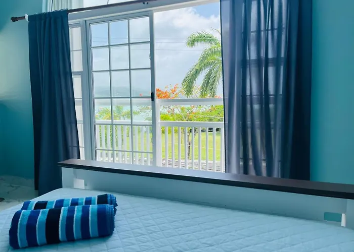 Luxury And Rooms,the Lagoons *