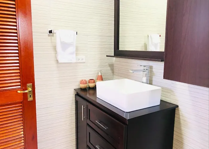 Luxury And Rooms,the Lagoons * Montego Bay
