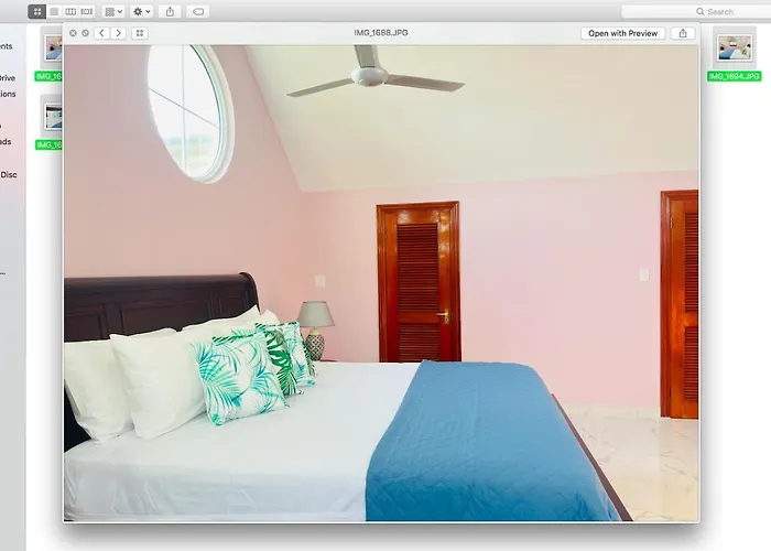Luxury And Rooms,the Lagoons